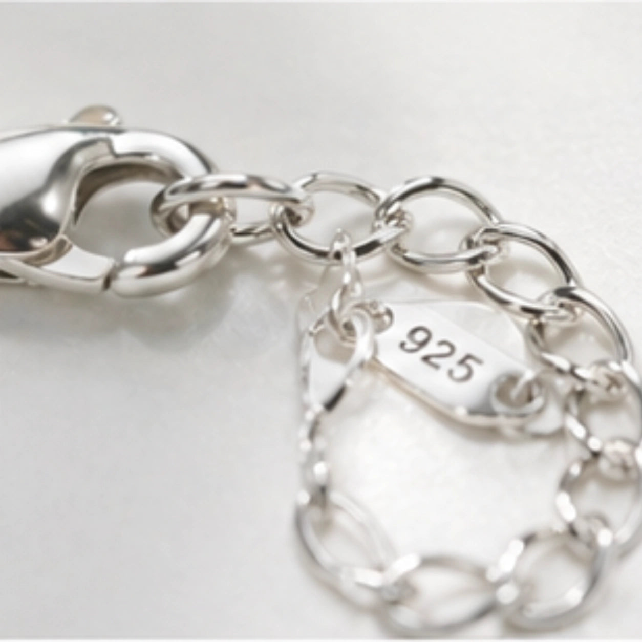 Pankhuri Bracelet