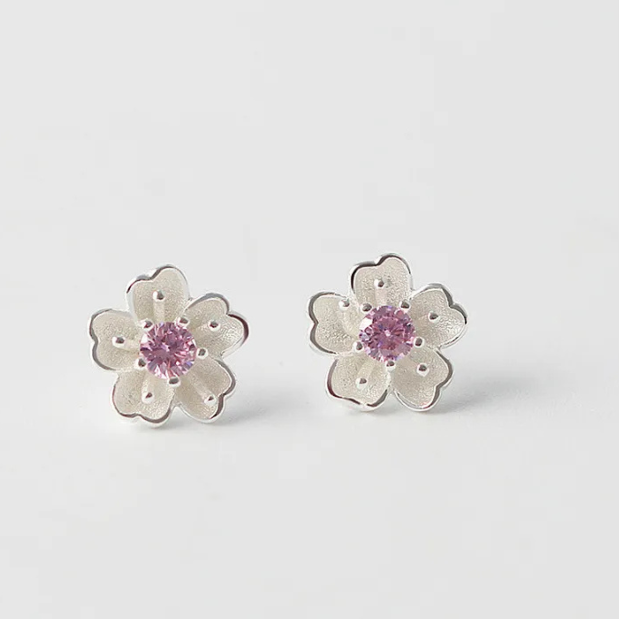 Mira Studs